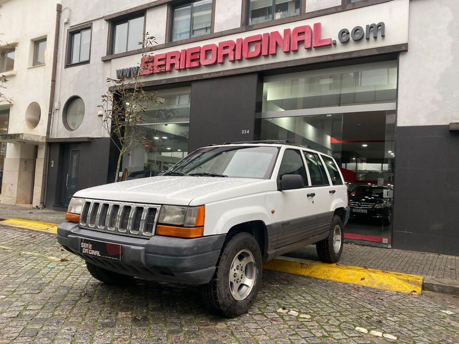Jeep Grand Cherokee 2.5 TD Laredo