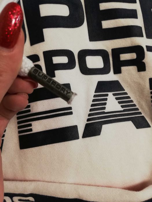 bluza Superdry S 36 biała z kapturem krótka bluza Superdry xs s