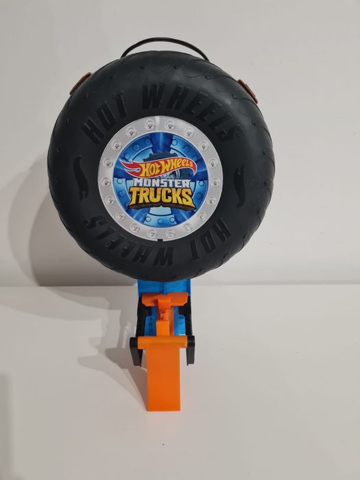 Sprzedam zestawy hot wheels