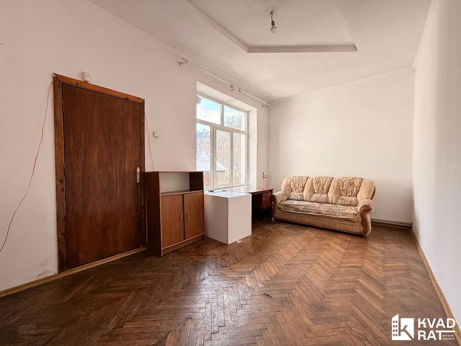 Продаж 4-кім в центрі біля вокзалу із гаражем та земельною ділянкою! - View 6