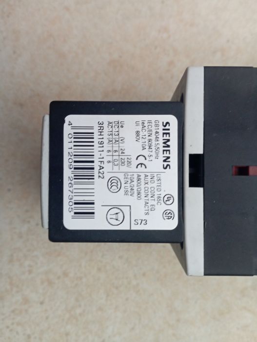 Styczniki Siemens 3RT1015, 3RT1016, 3RH1140, 3RH1122, 3RH1131