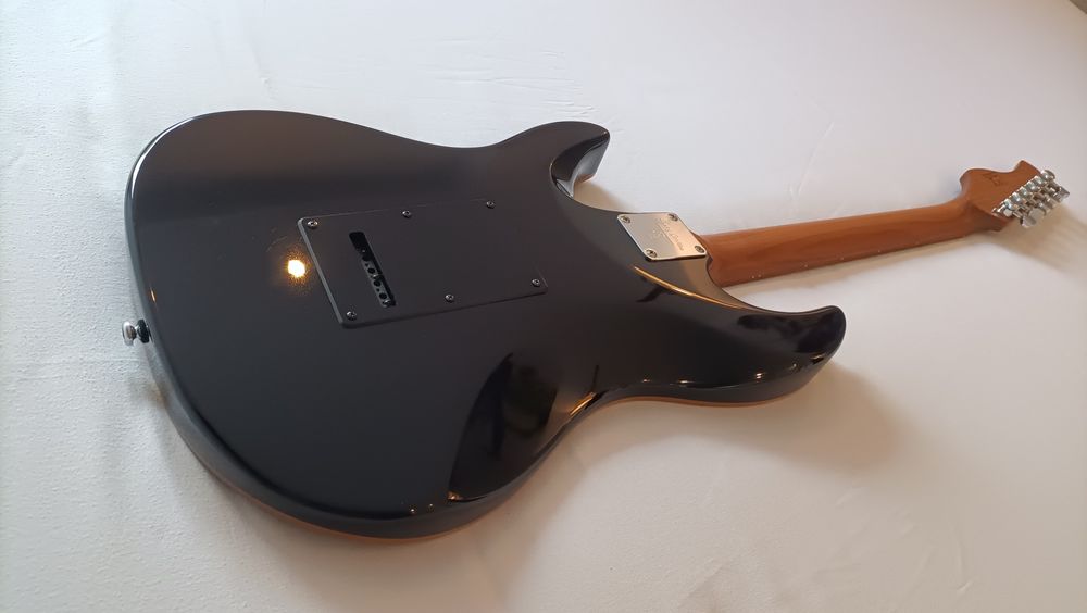 Guitarra Elétrica Sire Larry Carlton S7 FM Transparent Black