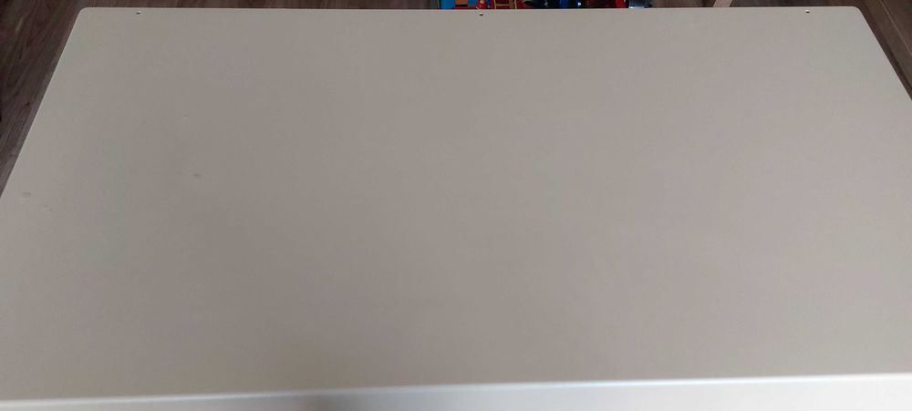 Zastaw łóżeczko dziecięce i komoda