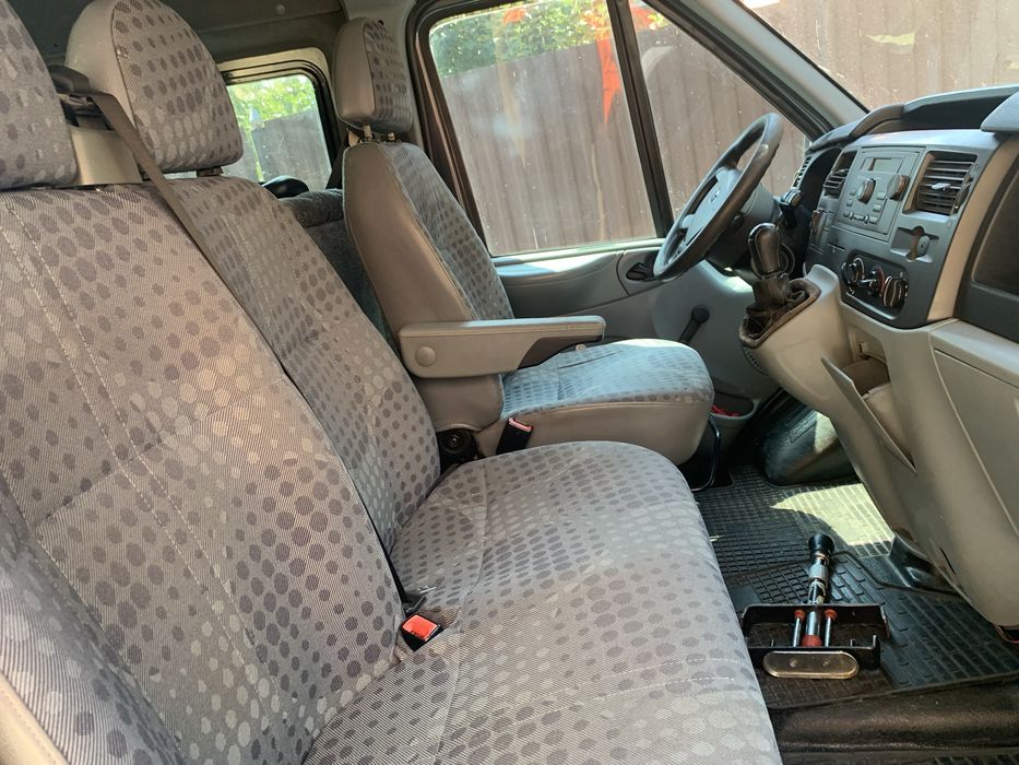 Микроавтобус  Ford Transit