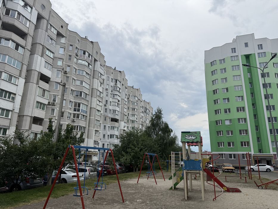 1 кімнатна-46м2/з РЕМОНТОМ!Святопетрівське/Теплична 42