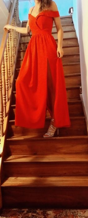 Piękna suknia z długim rozcięciem, rozm. S