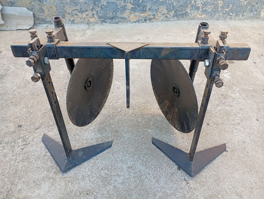 Окучник-пропольнік дисковий