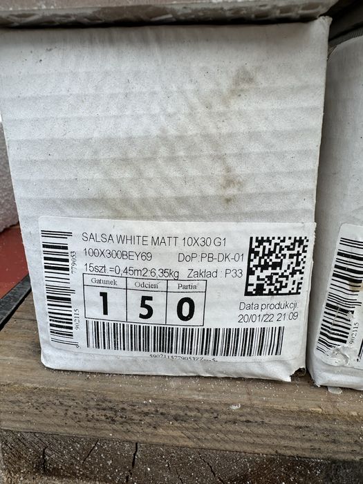 Plytki biale 6 paczek nowe