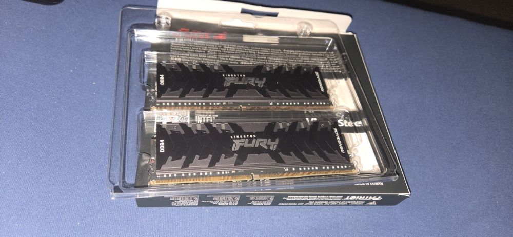 Kingston Fury Renegade 3600MT/s 16 GB - 2 x 8 GB DDR4