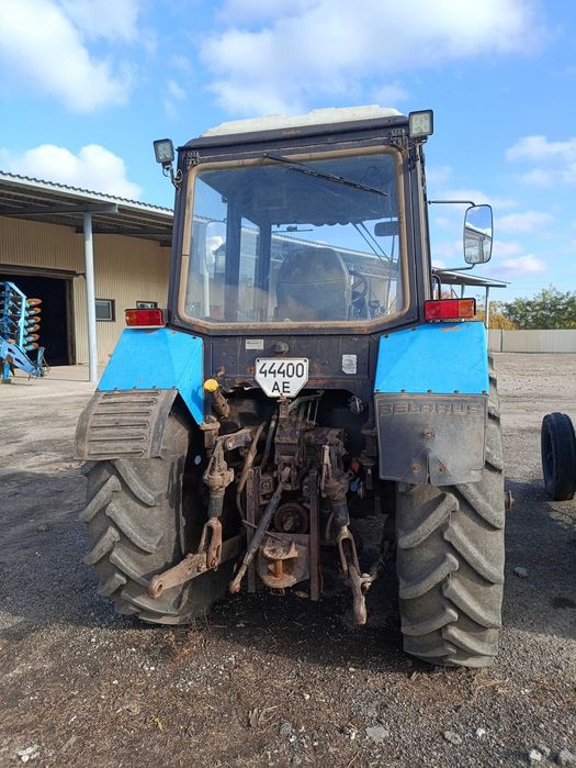 Трактор МТЗ 1221