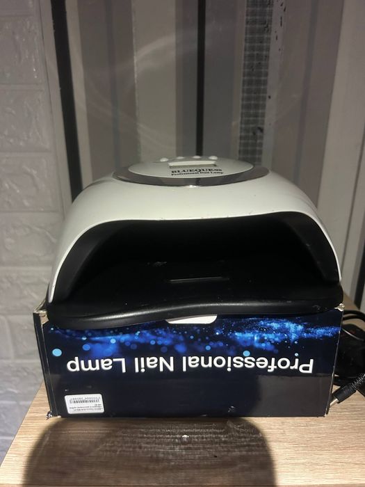 Лампа для маникюра BLUEQUE V1