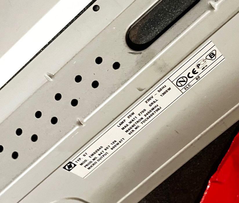 Mikrofalówka Electrolux EMS2840