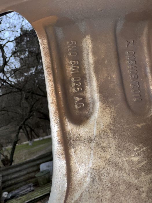 Комплект оригінальних дисків volkswagen tiguan passat 5/112 r17