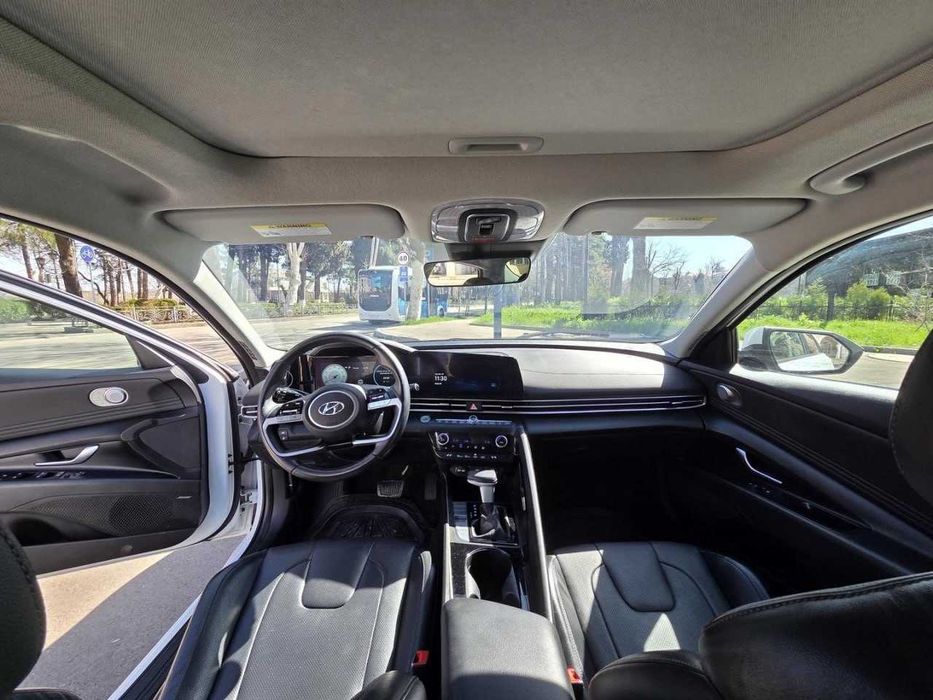 Hyundai Elantra 2022 Hybrid