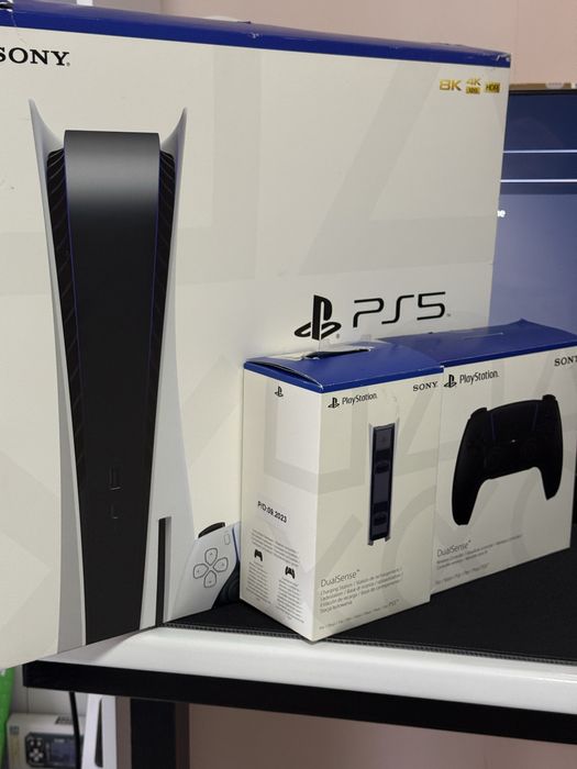 PlayStation 5 з дисководом PS5