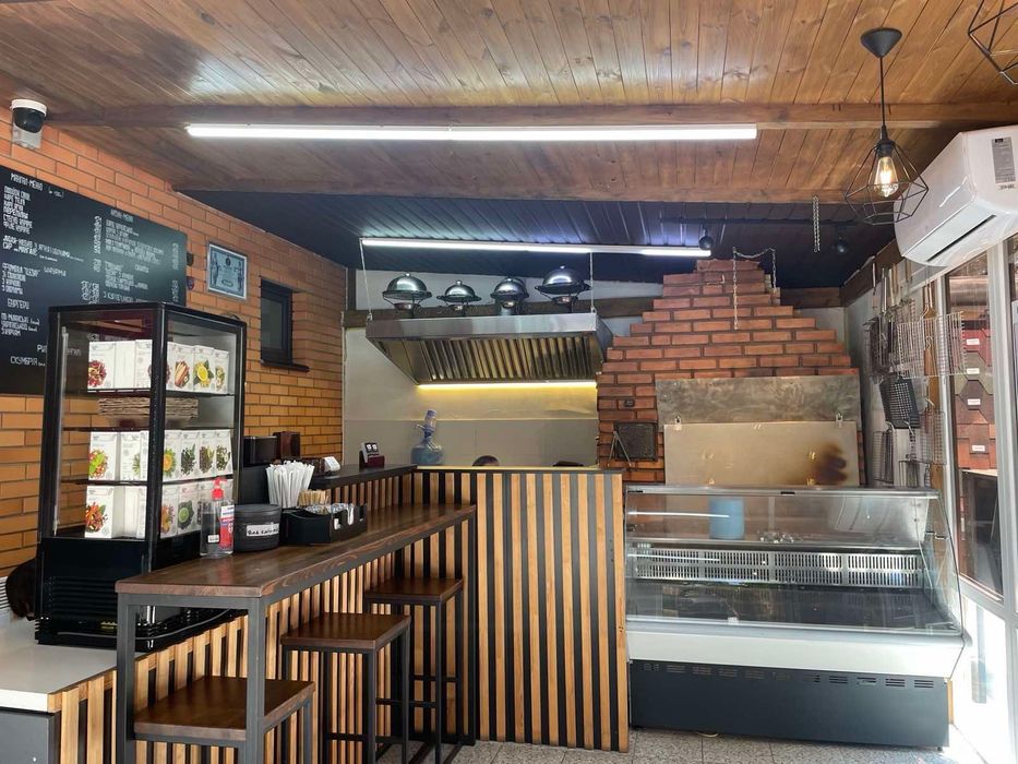 Приміщення на Варшавській трасі. ТЕРМІНОВО!! ТОП ЛОКАЦІЯ!