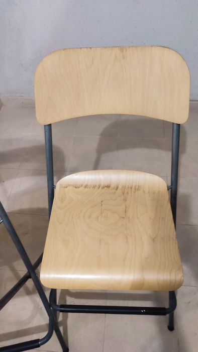 Conjunto 2 cadeiras altas