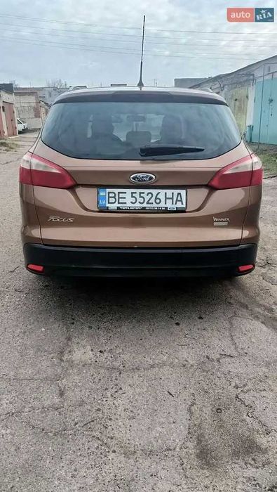Ford Focus 2013 VIN WF0LXXGCBLDR03870 фото оголошення 8 з 17