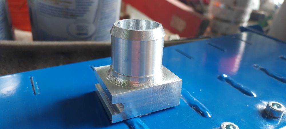 Króciec aluminiowy do siewnika poplonów Landstal