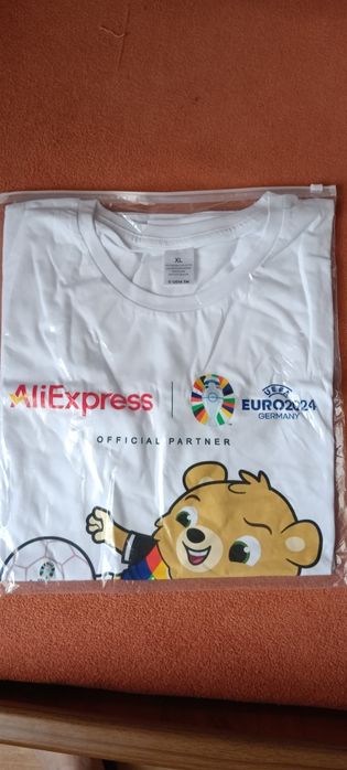 Oficjalna koszulka UEFA Euro 2024 .XL. Fabrycznie zapakowana.