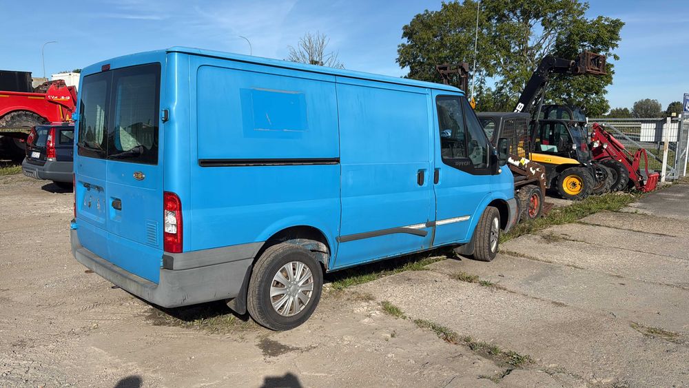 ford transit 2,2