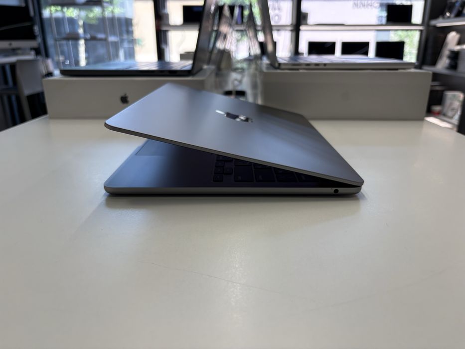 Ноутбук MacBook Air 13.6” M2 8/256GB • ГАРАНТІЯ • СТАН 9.6/10 88051