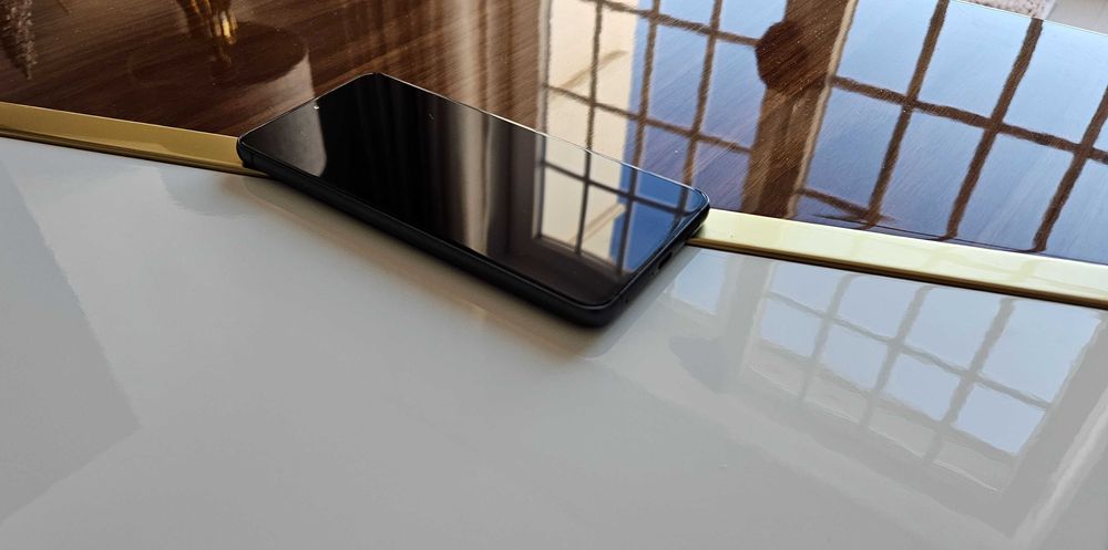 Samsung Galaxy S21 FE 5G com Capa Protec, Película de Vidro e Caixa Or