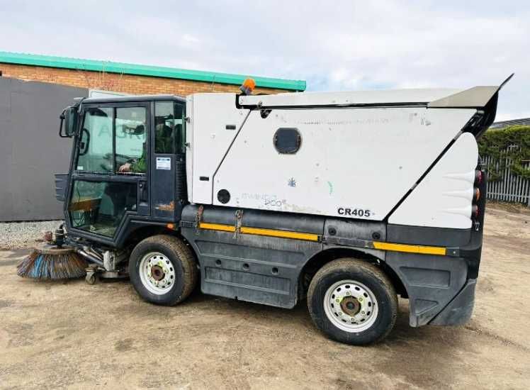 Підмітально-прибиральна машина SCHMIDT SWINGO 200 2017 рік ПДВ