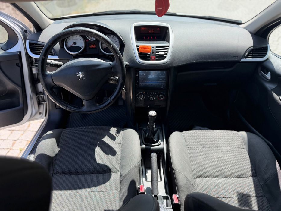 Peugeot 207 SW 1.4 gasolina