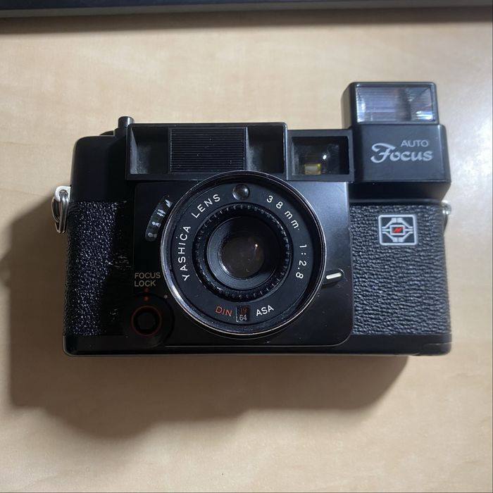 Aparat analogowy YASHICA