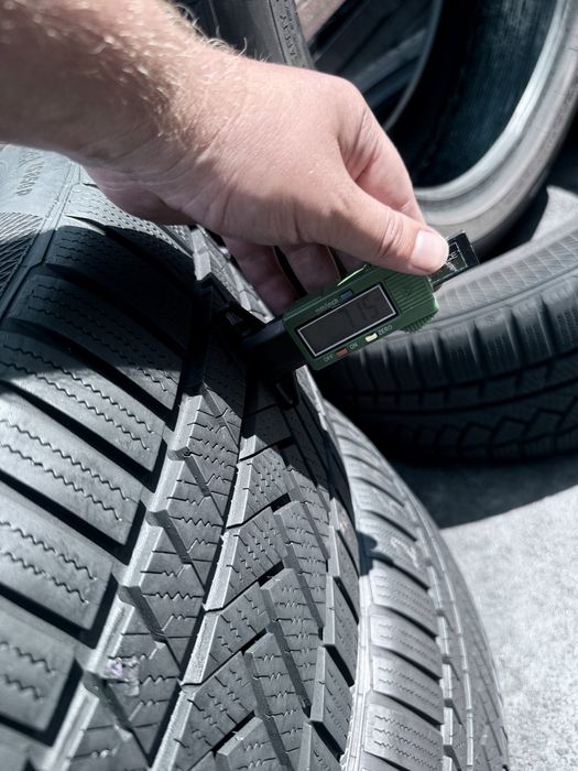 255 45 20 Continental TS850P 90% 2024 Шини Зима