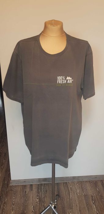T-shirt marki Quechua- rozmiar XXL