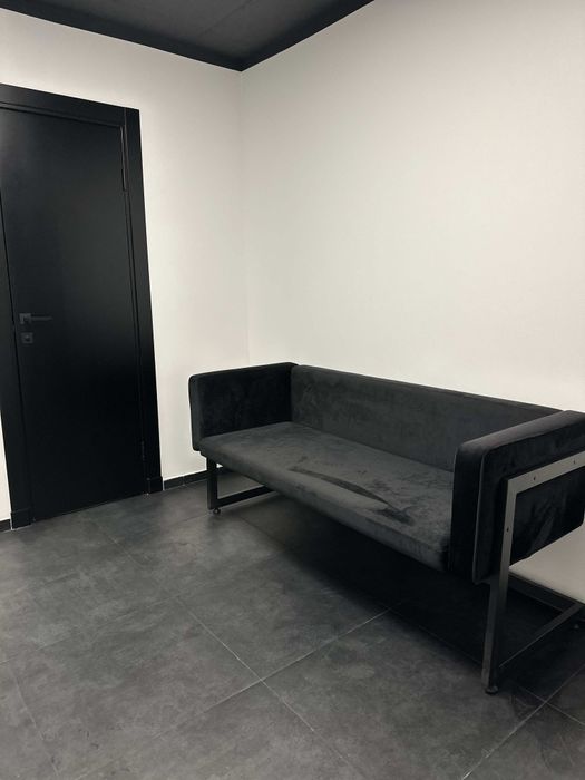 Total Black квартра подобово Київська