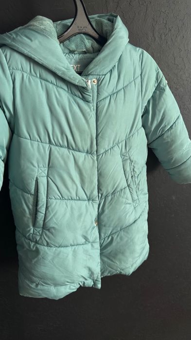 Зимова куртка для дівчинки Next