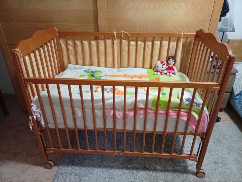Cama de grades Berço  marca Trama
