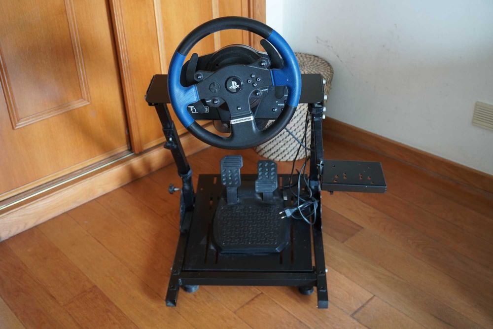 Thrustmaster T150 Force Feedback Racing Wheel + Suporte