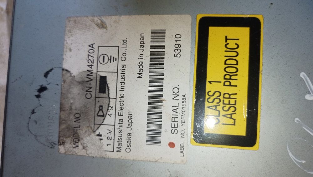 Mazda 6 wyświetlacz LCD i napęd DVD