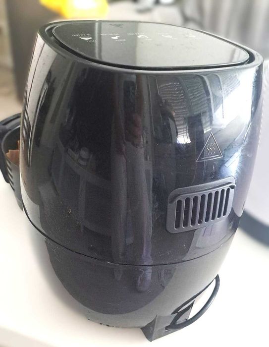 Fritadeira sem Óleo Air Fryer Digital – 1400 W – Preta