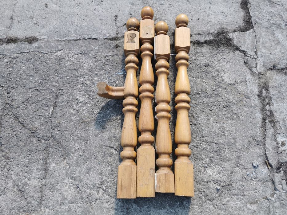 Drewniane bukowe tralki/barierka