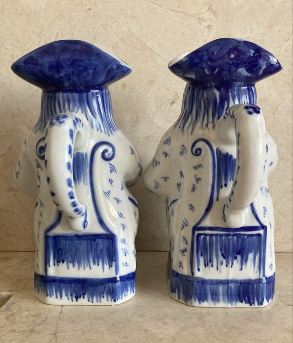 2 jarros de louça de Viana do Castelo