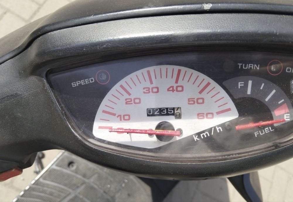 Продам скутер Honda Dio AF28 100cc +торг