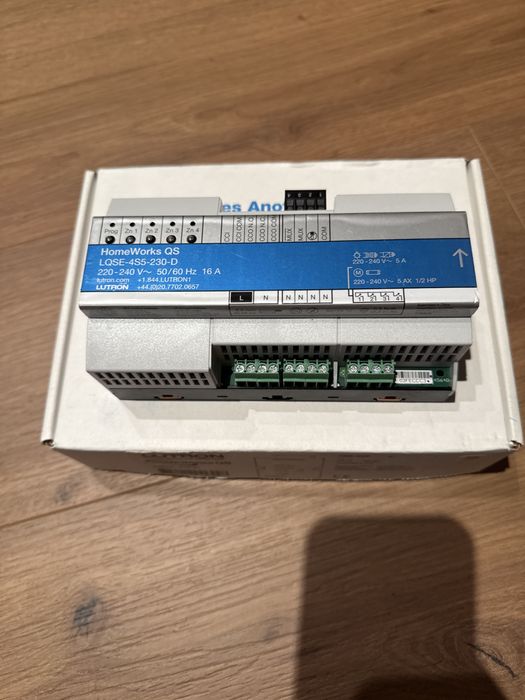 Control4 EA-1,3,5, Savant, Lutron