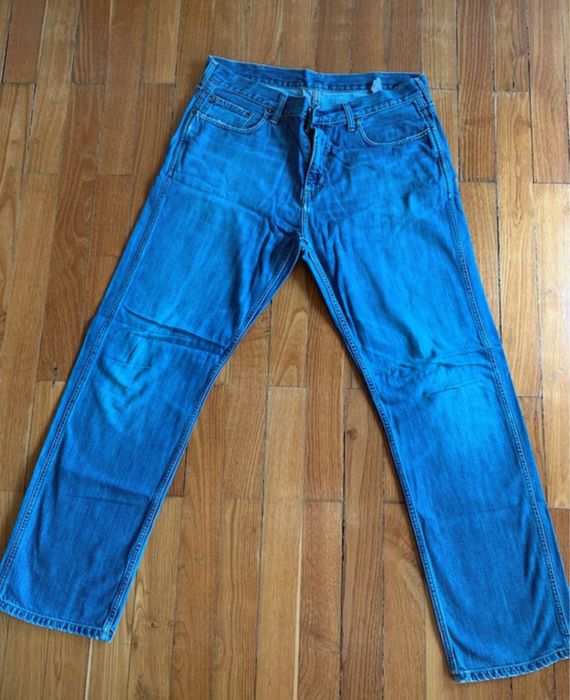 Roupa de homem. Calças carhartt, levis e casacos gg e abercrombie & fitch