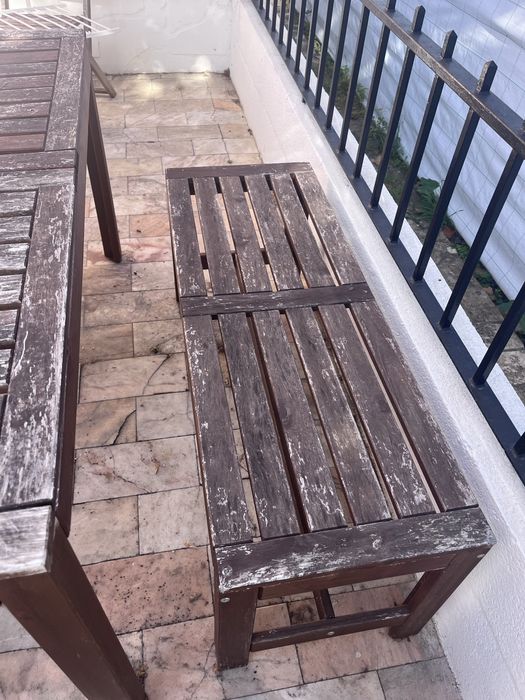 Mesa exterior quadrada Ikea 2 e bancos