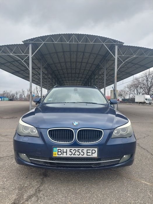 Продам BMW e61 520d