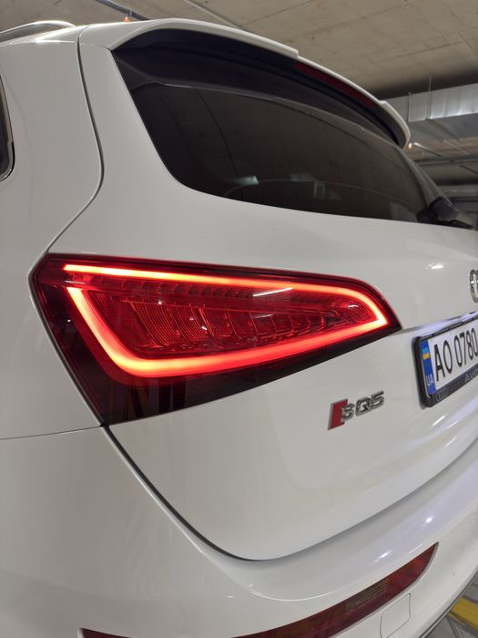 Audi SQ5  Продам