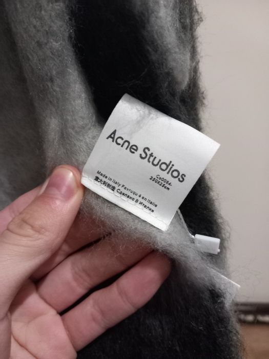 Cachecol da Acne studios