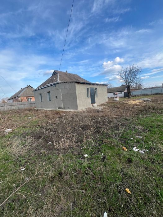 Продам будинок .