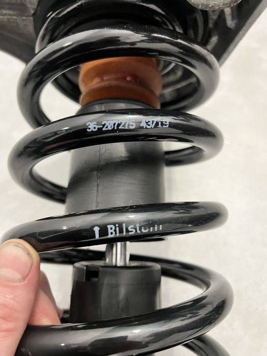 Amortyzatory audi a4 b6 b7 Nowe