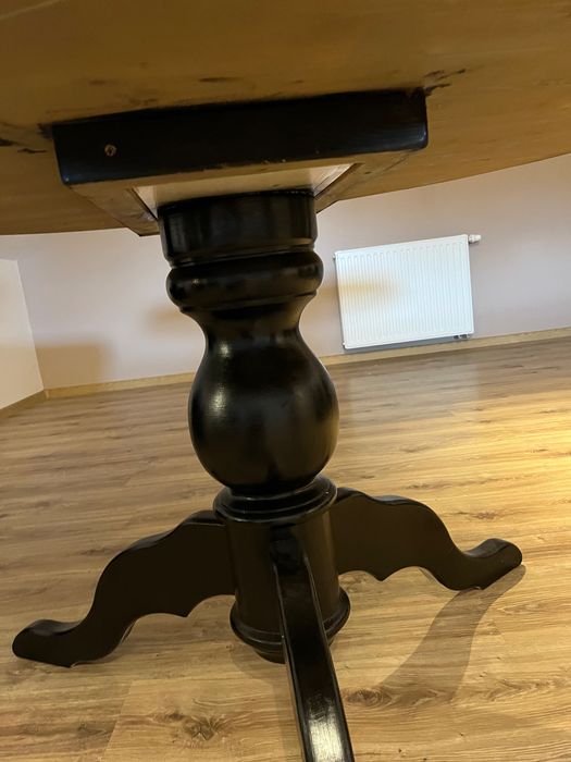 Stół drewniany okrągły